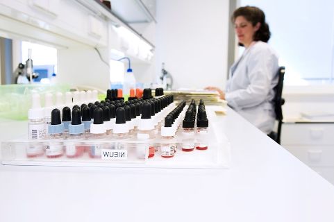 reagents flesjes laboratorium